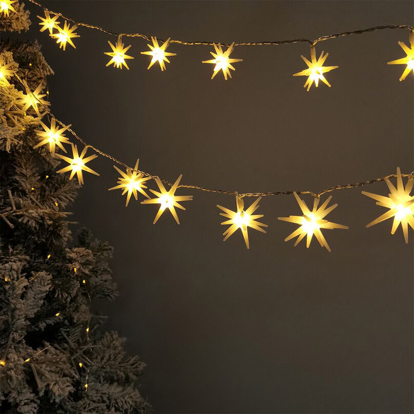 Modee Lighting LED dekorácia 10 LED 135cm hviezdy 2xAA batérie