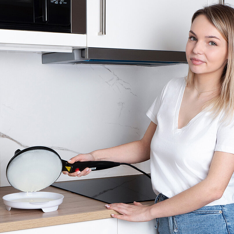 NOVEEN ECM490 elektrický palacinkovač