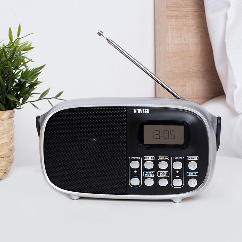 Noveen PR850 digital prenosné rádio