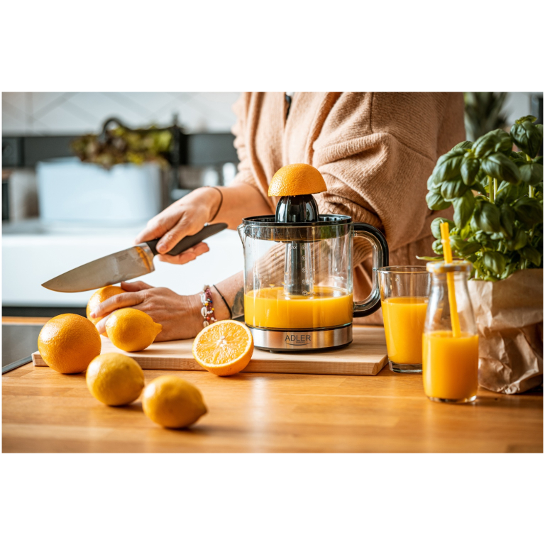Adler AD 4012 odšťavovač citrusov